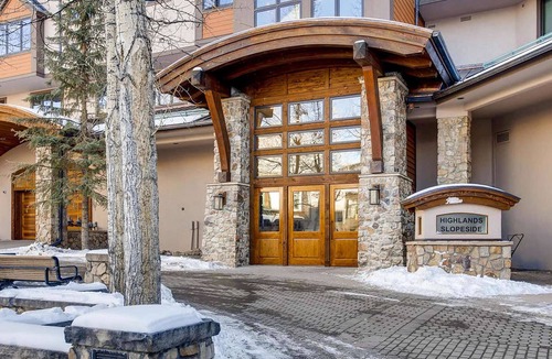Highlands Townhomes Condo | Ski-In & Out Your Doorstep! Pool/Hot Tub, Great Village Access!