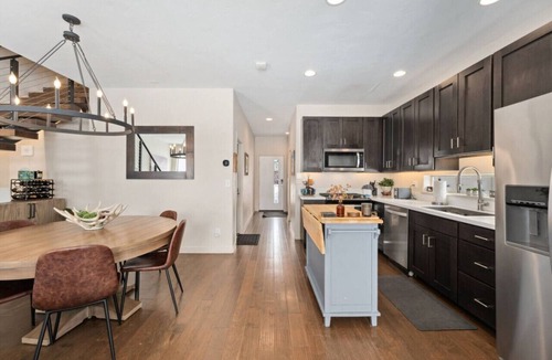 Silvercreek House | Ski-In/Ski-Out, 3BD/3BA, 2 Story w/Garage, by Pool