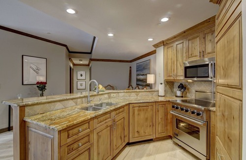 Highlands Townhomes House | SKI IN/SKI OUT BEAVER CREEK RESIDENCE