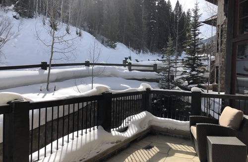Village Walk House | SKI-IN SKI-OUT LUXURY Town Home! Walk to Beaver Creek Village with Hot Tub!