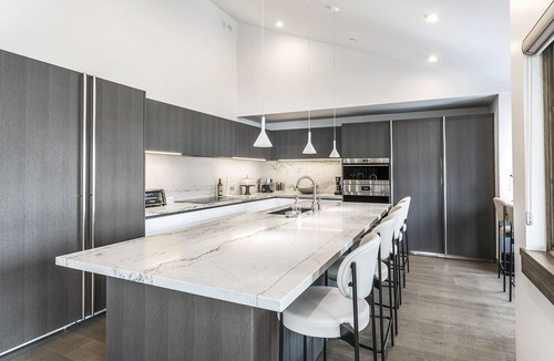 Vail Condo | Ski-In Ski-Out Northwoods Condo Willow 414-Private Gated Community