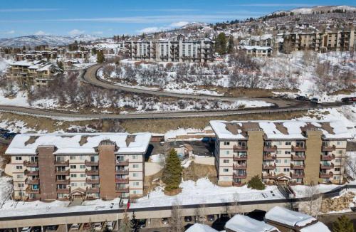 Steamboat Springs House | Ski In, Ski Out, Ski Slope Views, California King, Recently Renovated