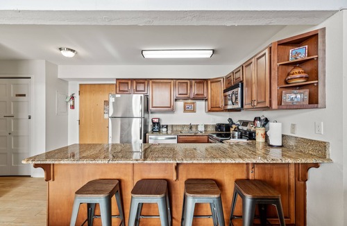 Steamboat Springs Condo | Ski-In/Walk-Out 3BR Condo w/Vaulted Ceilings!