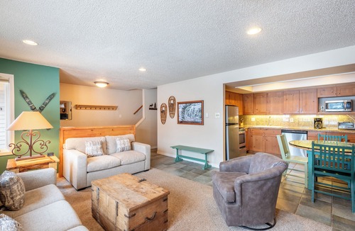 Copper Mountain Village Condo | Ski-in/Walk-out condo, free wifi, underground parking.