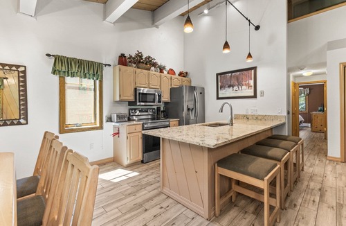 Steamboat Springs Condo | Ski Lockers at the Gondola + Steps to Ski Access, Pool, Hot Tubs, Sauna, Fitness Center