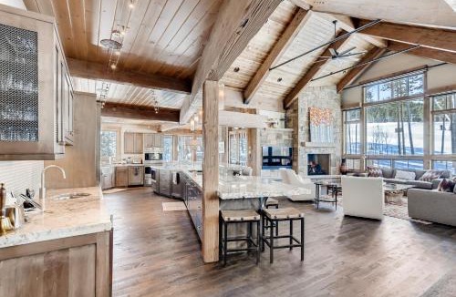 Timber Trail House | Skiers Palace