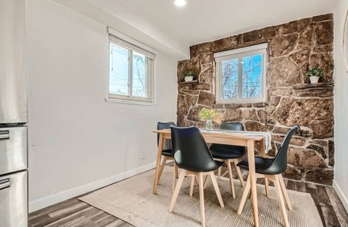 Berkley House | Sleeps 10 I Denver I Red Rocks I Tennyson I Pets