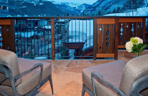 Vail Ski Chalet | Sleeps 16! Ski-In/Ski-Out Mountain Chalet