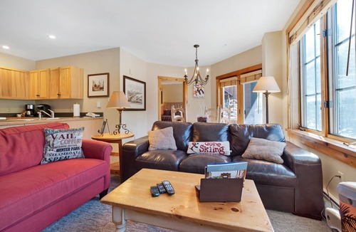 River Run Condo | Slope Views, Cozy 2 King Beds, Pinball, Short 5 minute Walk to Everything!