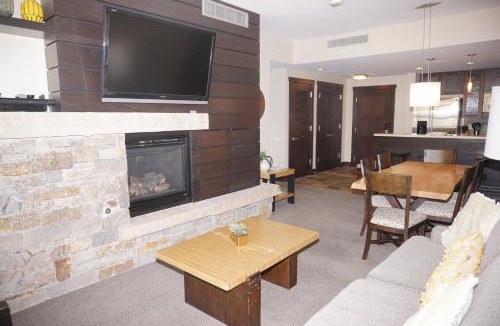 Snowmass Village Apartment | Slopes View Hayden Lodge