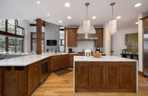 Edwards Ski Chalet | Slopeside Beaver Creek Chalet