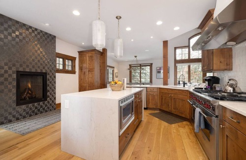 Edwards Ski Chalet | Slopeside Beaver Creek Chalet