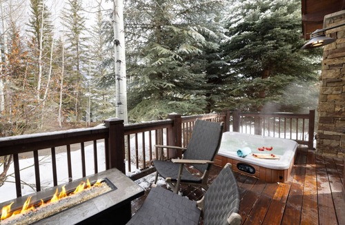 Edwards Ski Chalet | Slopeside Beaver Creek Chalet