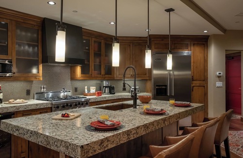 Steamboat Springs Condo | Slopeside Residence at One Steamboat Place w/Private Hot Tub - Panorama Peak #6