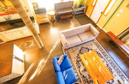 Elyria Swansea Villa | Smart House [HotTub/Pets/420]