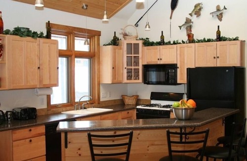 Fraser House | 'Snow Dream'- the Ultimate Family Retreat