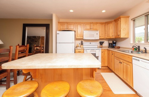 Winter Park Condo | Snow-Lover’s Escape: Ski Shuttle + Creekside Views
