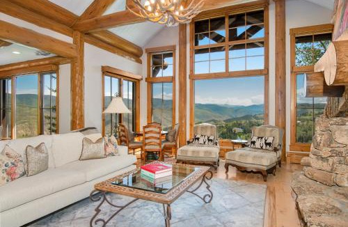 Avon House | Snowberry