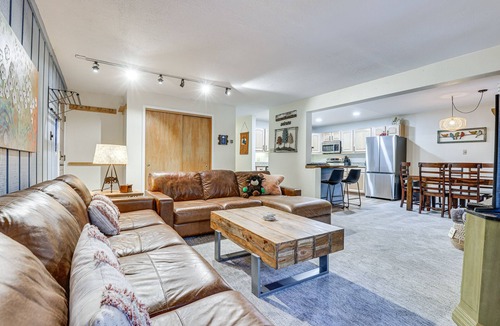 Peak 9 Condo | 'SnowDogs' Breck Condo w/Fireplace: Walk to Lifts