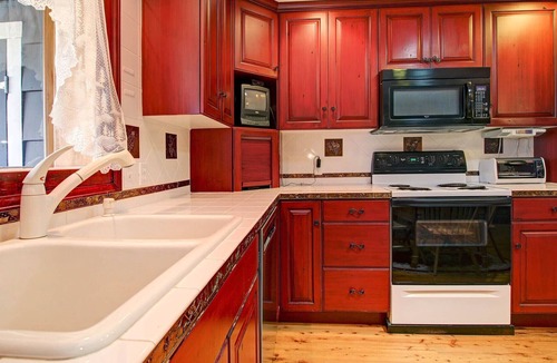 Estes Park Condo | Snowdrift Peak 203 - 2 Br Condo - Lake/Mountain Views!