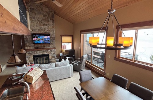 Snowmass Village Condo | Snowmass Club Condo - Stunning Views!