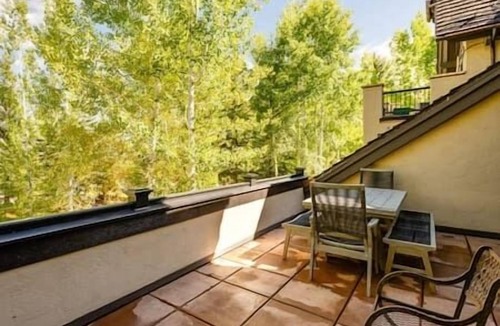 Snowmass Village House | Snowmass Home 4/4 Bedroom, Hot Tub, Fireplace!