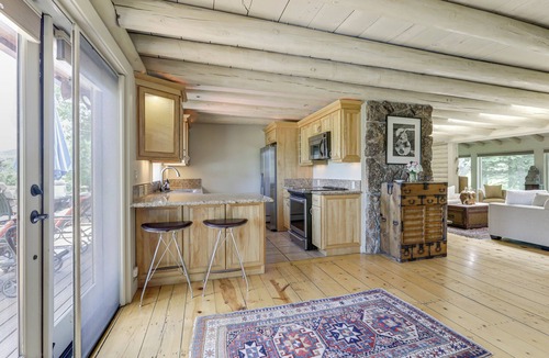 Snowmass Village House | Snowmass Home w/Hot Tub, Fireplace, & Mtn Views!