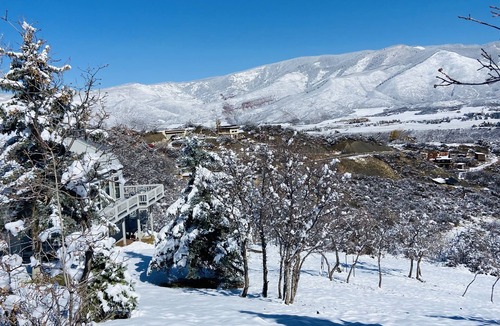 Brush Creek Village House | Solar Way House - Cozy w/spectacular views