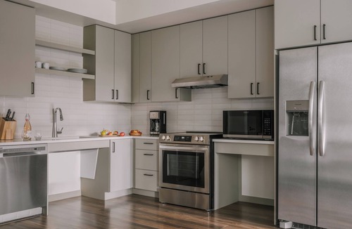 Jefferson Park Apartment | Sonder at Skyline | Accessible One-Bedroom Apartment