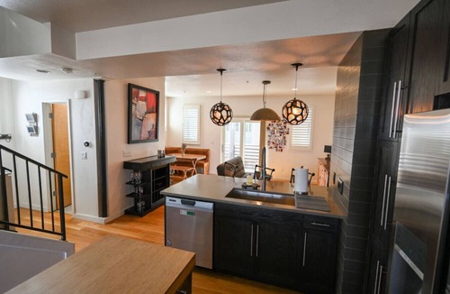 Belmar House | Sophisticated Home in Belmar’s Exclusive Community - close to shops/restaurants