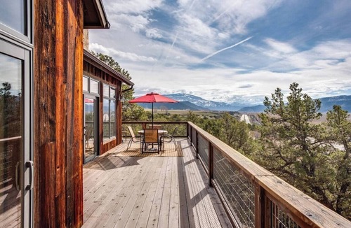 Carbondale House | Sopris Sundeck | Deck Life Meets Sopris Sunsets