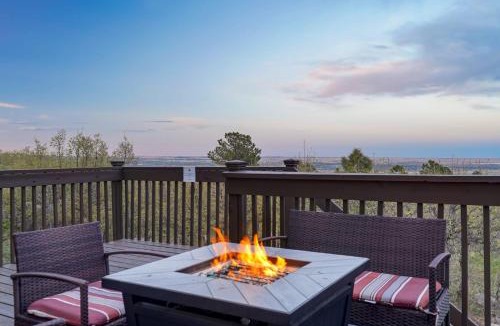 Southwest Colorado Springs House | Space Command A plus Views BBQ Games Prime Location