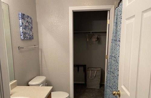 Village Seven Condo | Spacious 2 Bedroom Main Level Condo