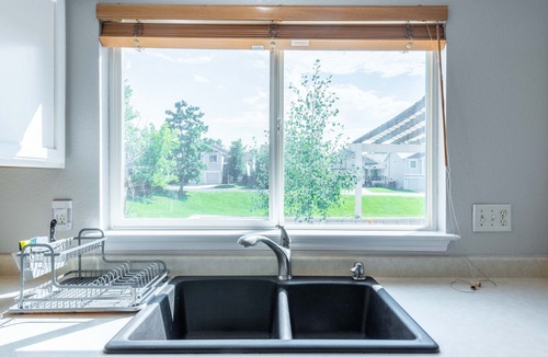 Denver House | Spacious 4 bedroom 3.5 bathrooms