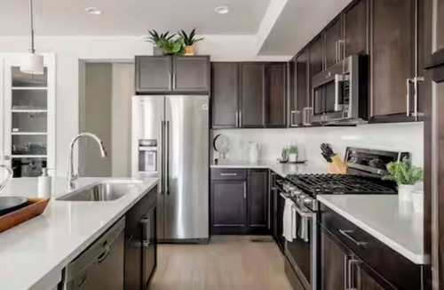 Northfield House | Spacious 4-bedroom house with WiFi, AC in delightful Central Park Denver