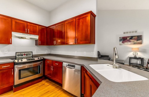 Waverton Ranches House | Spacious 4 bedroom Ranch Home 30+ Day Rental -Wheelchair Accessible