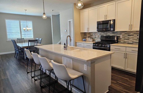 Castle Rock House | Spacious 4-bedroom house in delightful Castle Rock with WiFi