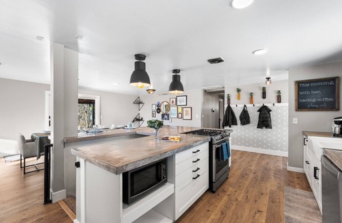 Littleton Apartment | Spacious 4BR Retreat w/Hot Tub, Game Room & Chef’s Kitchen