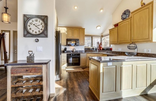 Baldy Mountain House | Spacious 4BR townhome in Breckenridge with ski area views and hot tub. Charter Ridge 10!