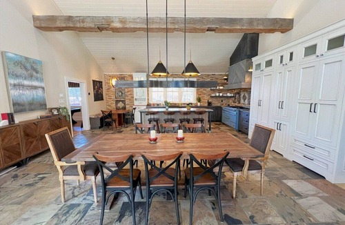 Hermosa House | Spacious 4BR w/Yard, Hot Tub, Game Room, Pond & Creek