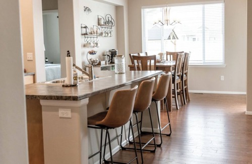 Windsor House | Spacious 5-bedroom house in charming Windsor with WiFi, hot tub and game room.