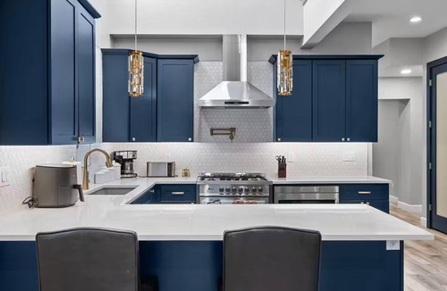 Uptown House | Spacious 5-bedroom house in cool Denver Downtown