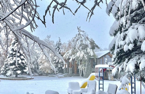 Aspen House | Spacious 8-bedroom house in tranquil Aspen with fitness room and private pond