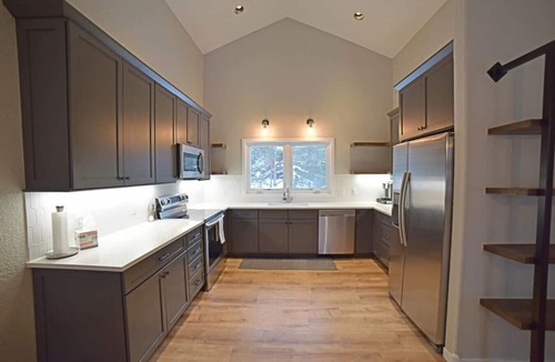 Three Peaks House | Spacious and Scenic Mountain Home