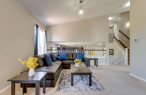 Sterling Hills House | Spacious Aurora Home 20 Mi to Downtown Denver!