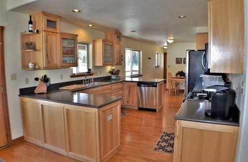 Bayfield Cabin | Spacious Cabin Right on Vallecito Creek with Gorgeous Views
