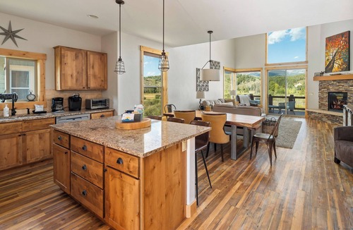 Winter Park House | Spacious cabin w/hot tub & ski loop