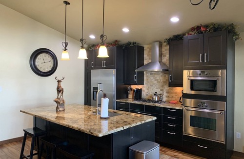 Dillon Condo | Spacious Condo - 2 King Beds - Million $ Lake & Mountain View