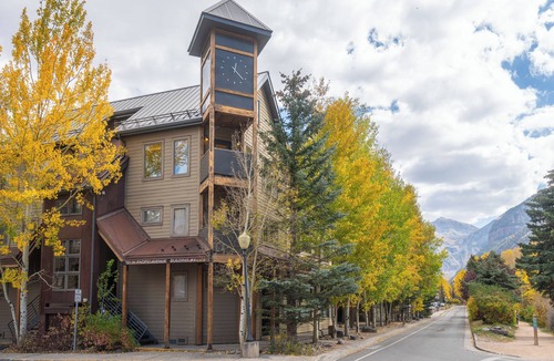 Telluride Condo | Spacious Condo in Telluride-Beautiful West Views!