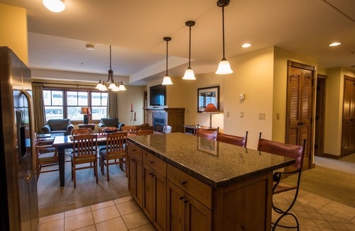 Crested Butte Cabin | Spacious Condo | Near the Slopes | Hot Tub Access